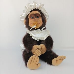 Hosung 1992 Monkey Chimpanzee Hand Puppet Baby Clothing Pacifier 18 in Squeaker